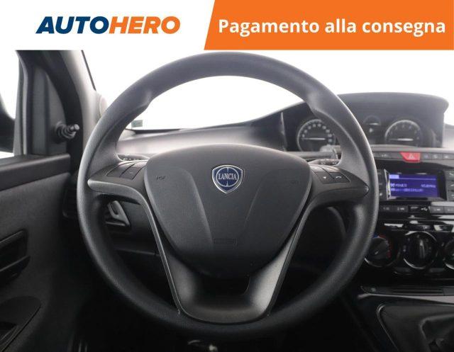 LANCIA Ypsilon 1.0 FireFly 5 porte S&S Hybrid Ecochic Silver