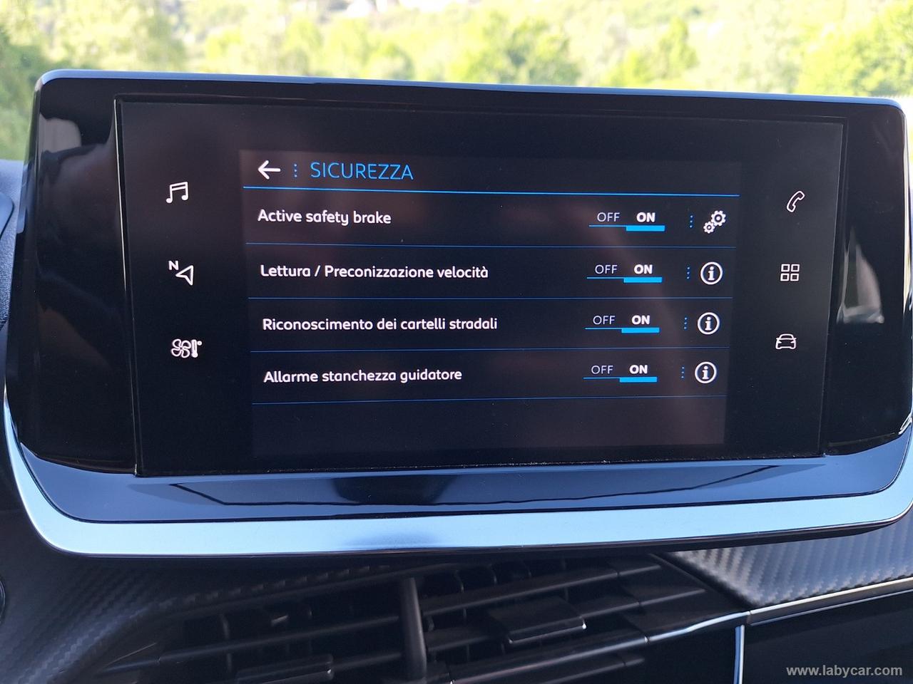 PEUGEOT 208 PureTech 100 S&S 5p. Allure CINGHIA FATTA