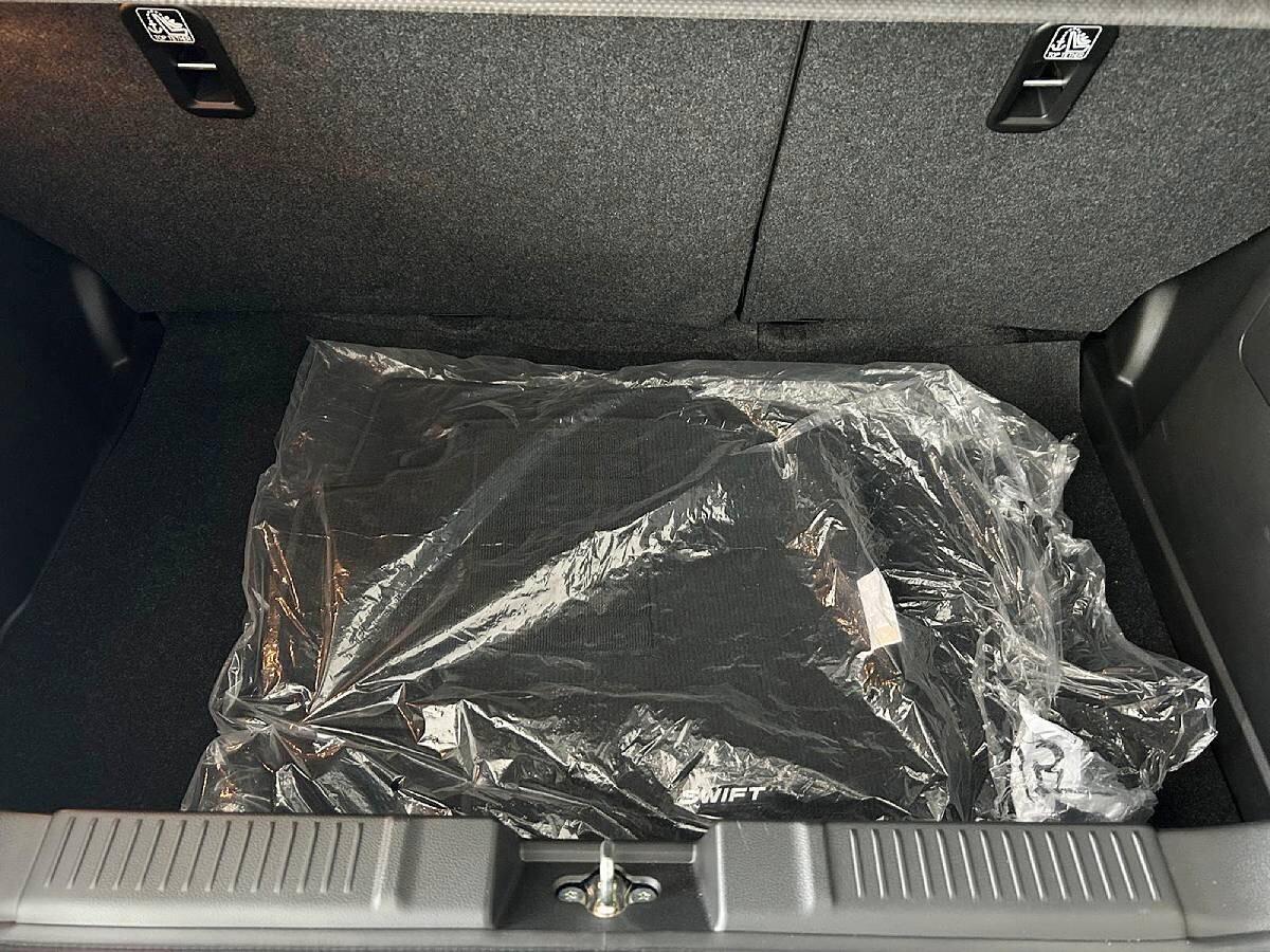 Suzuki Swift 1.2h Top 2wd 82cv CVT