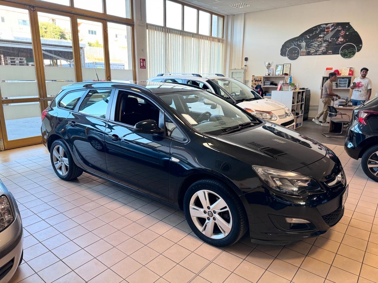 Opel Astra 1.7 CDTI 110CV Sports Tourer Cosmo