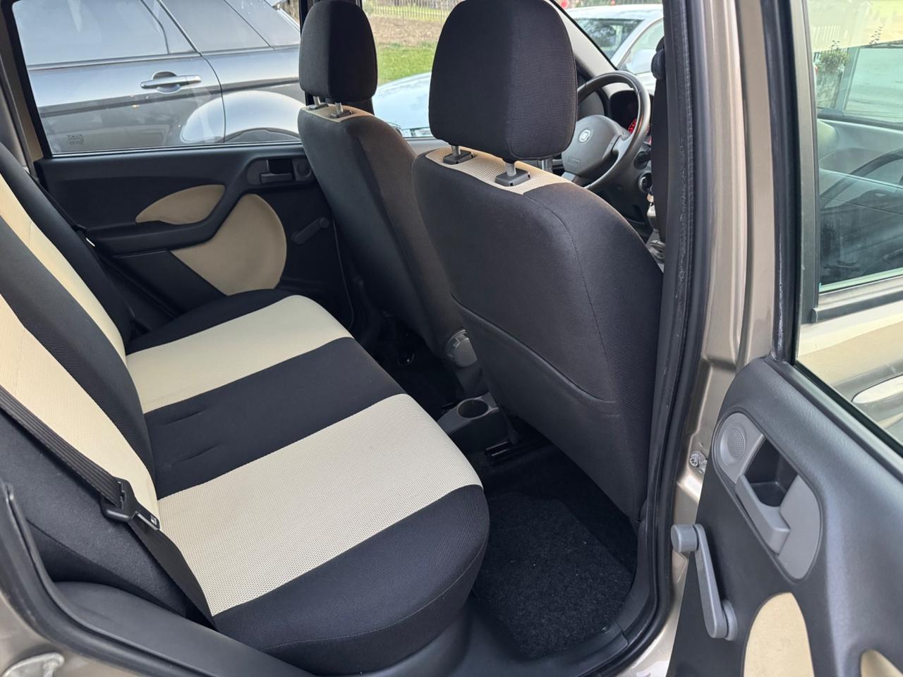 Fiat Panda 1.3 MJT 16V 4x4 Cross