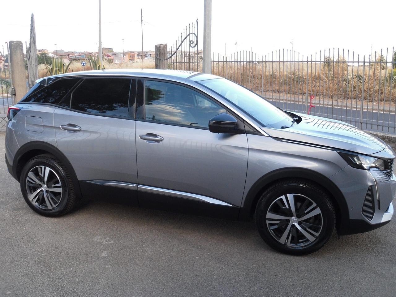 Peugeot 3008 1.5 BlueHDi 130 S&S EAT8 Allure Pack