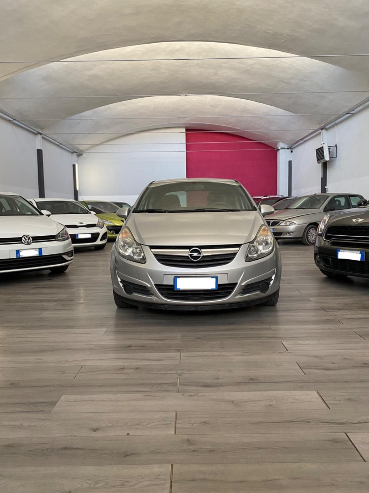 Opel Corsa 1.2 5 porte Club