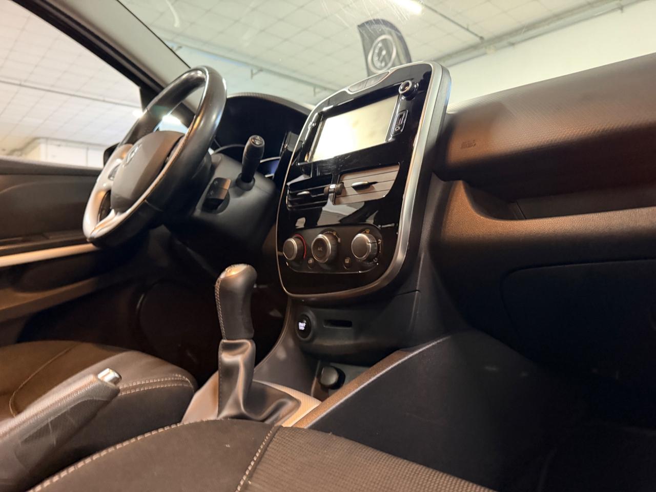 Renault Clio TCe 12V 90CV Start&Stop 5 porte Energy Intens