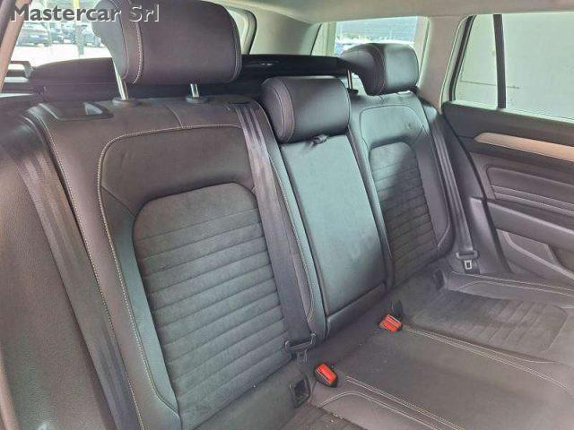VOLKSWAGEN Passat Variant Passat Variant 2.0 tdi Executive 200cv dsg - GH430