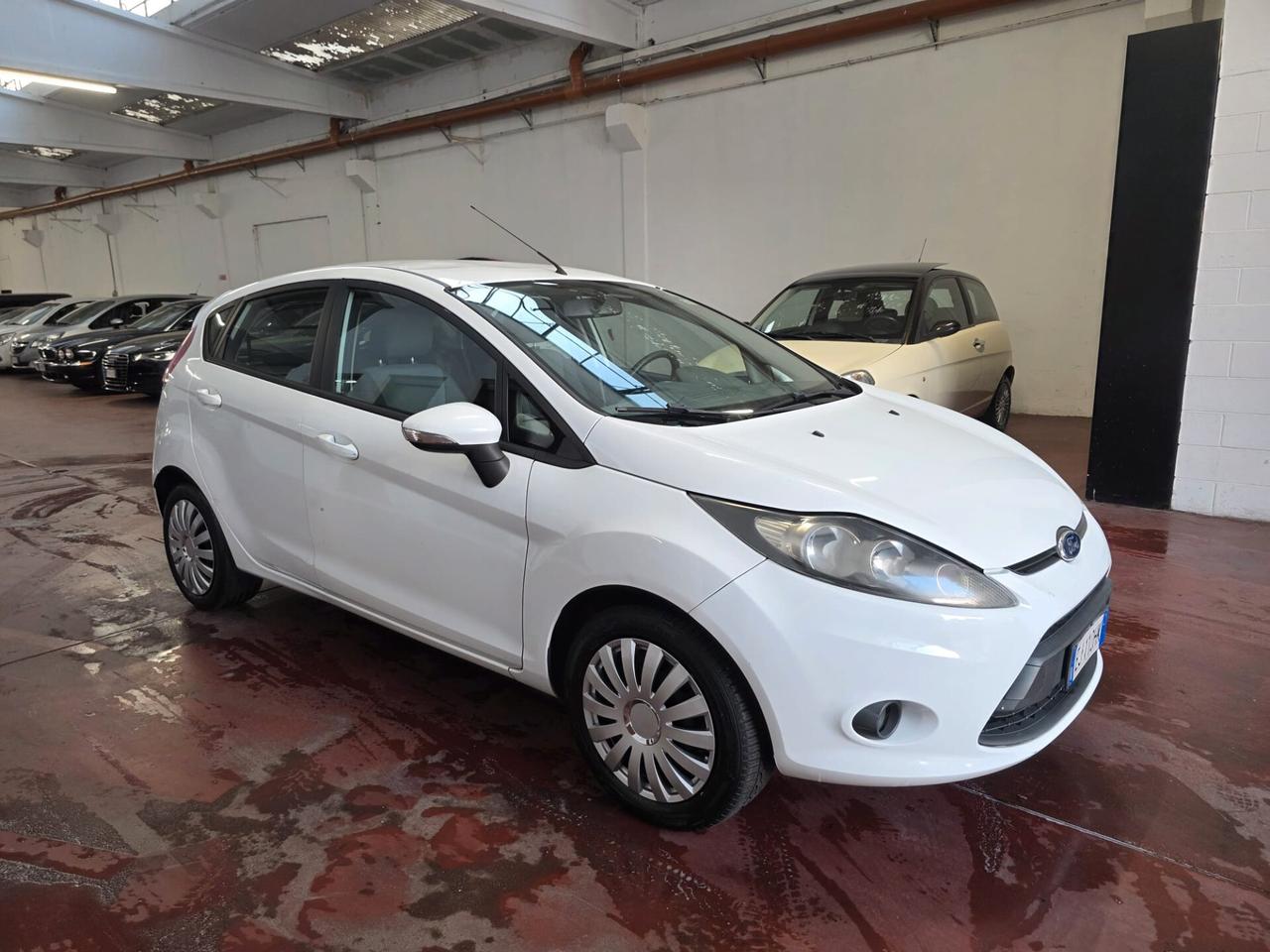Ford Fiesta 1.4 16V TITANIUM BUSNIESS GPL