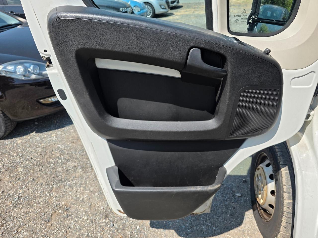 Peugeot Boxer 330 2.2 BlueHDi 140 UNICO PROPRIETARIO