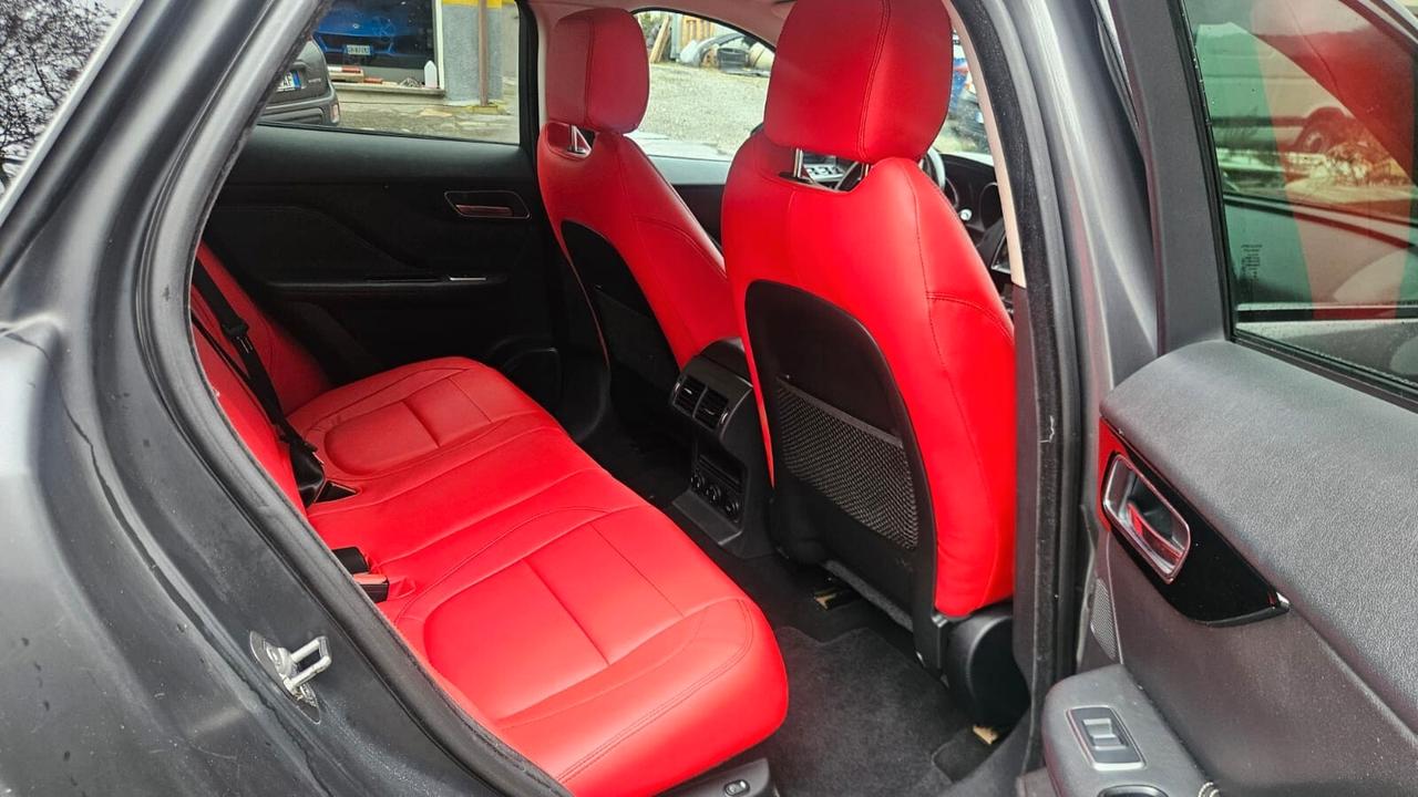 Jaguar F-Pace 2.0 D 180 CV AWD aut. R-Sport