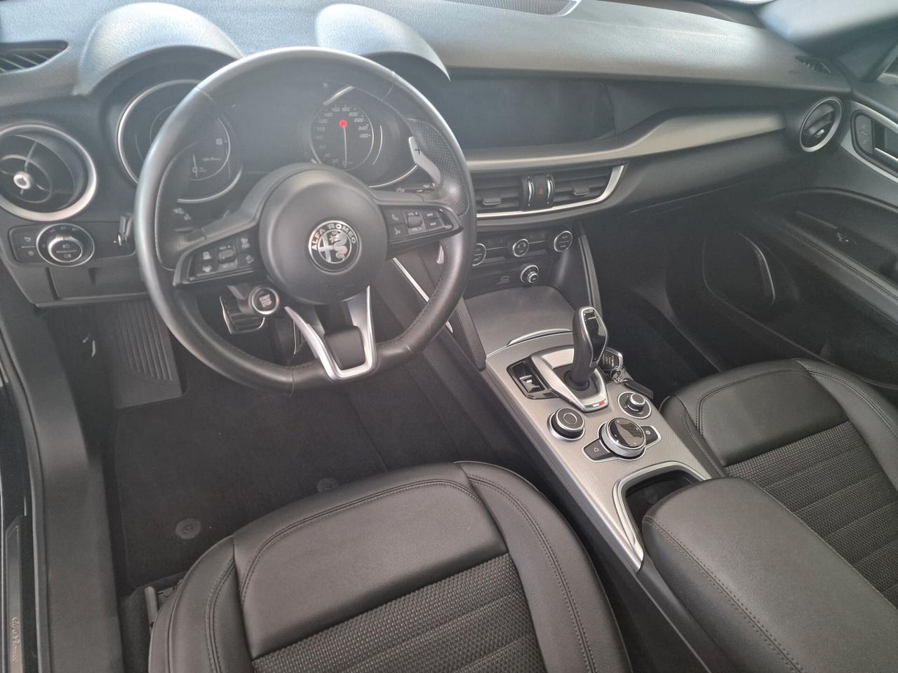 Alfa Stelvio Q4 190 CV Sprint