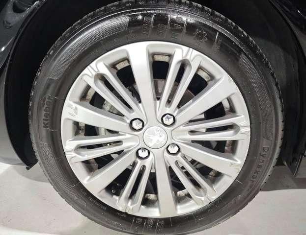 Peugeot 208 Benzina euro 6 Neopatentati Km 70.000