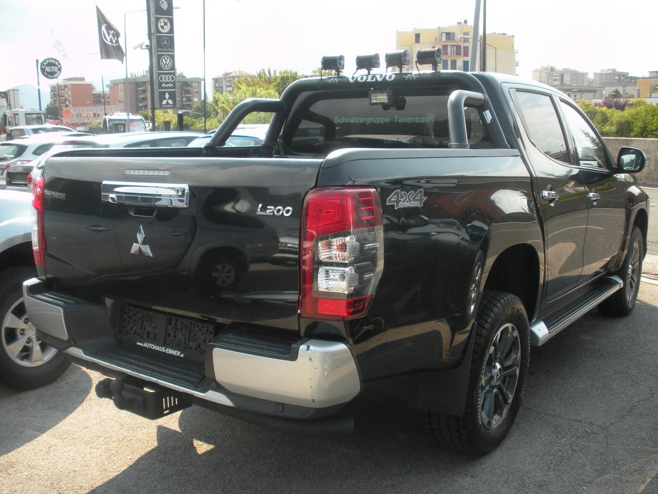 Mitsubishi L200 2.3 D Double Cab 4x4 Super Select Intense aut.