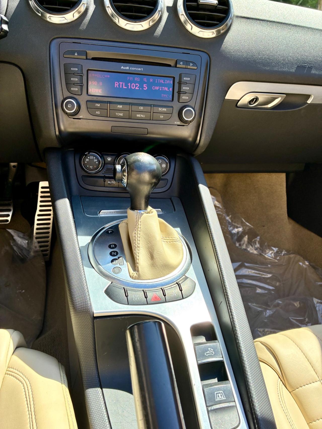 Audi TT Roadster 2.0 TFSI S tronic