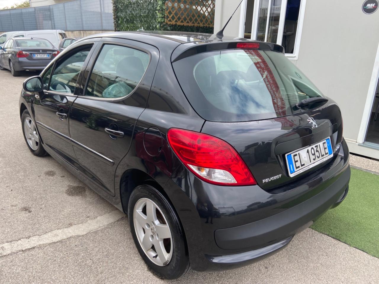 Peugeot 207 1.4 hdi Diesel 70CV 5p. Allure