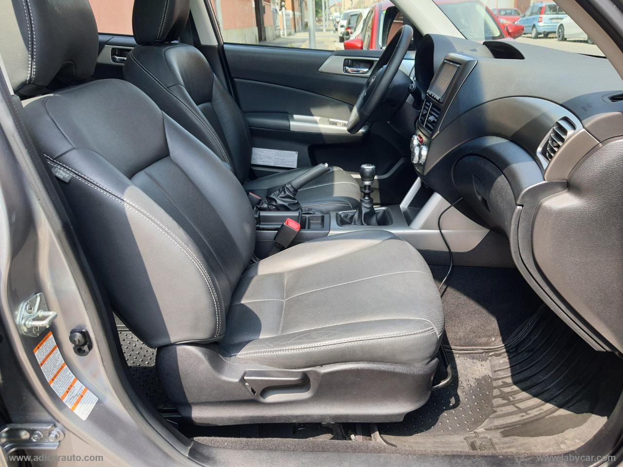 SUBARU Forester 2.0D