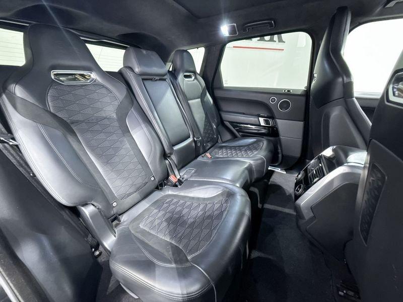Land Rover RR Sport 5.0 V8 Supercharged 575 CV SVR