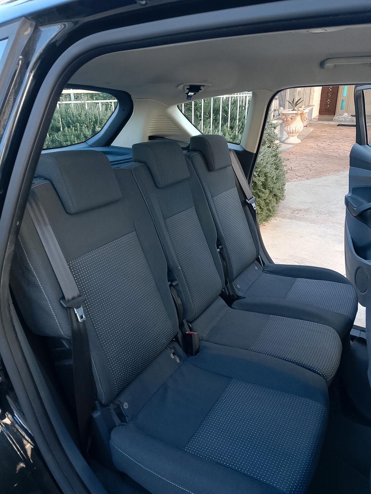 Ford C-Max 1.6 TDCi 115CV Titanium