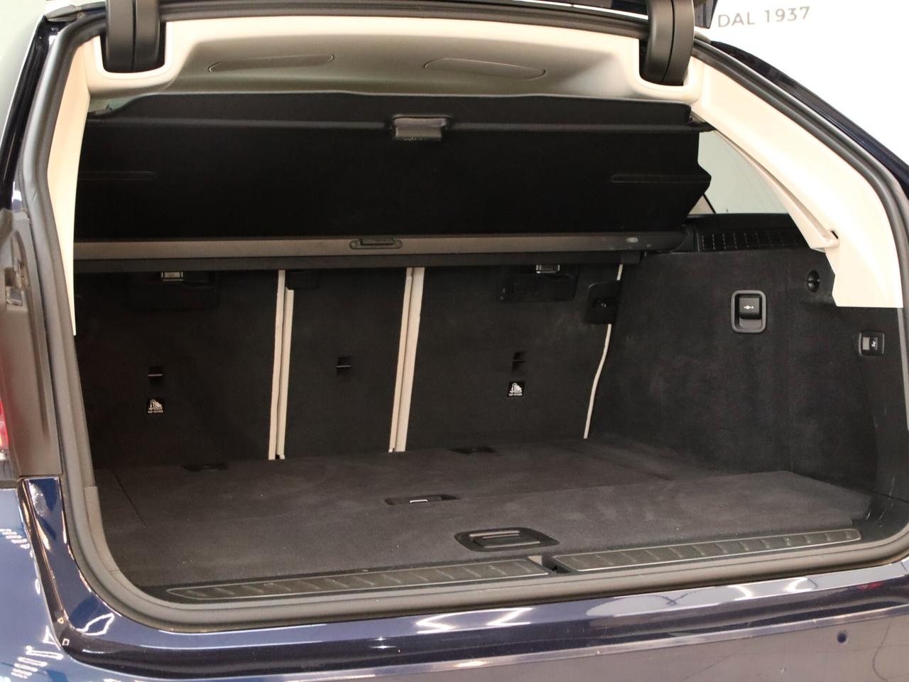 BMW 530d Serie 5 Touring Luxury mhev 48V auto IVA ESPOSTA