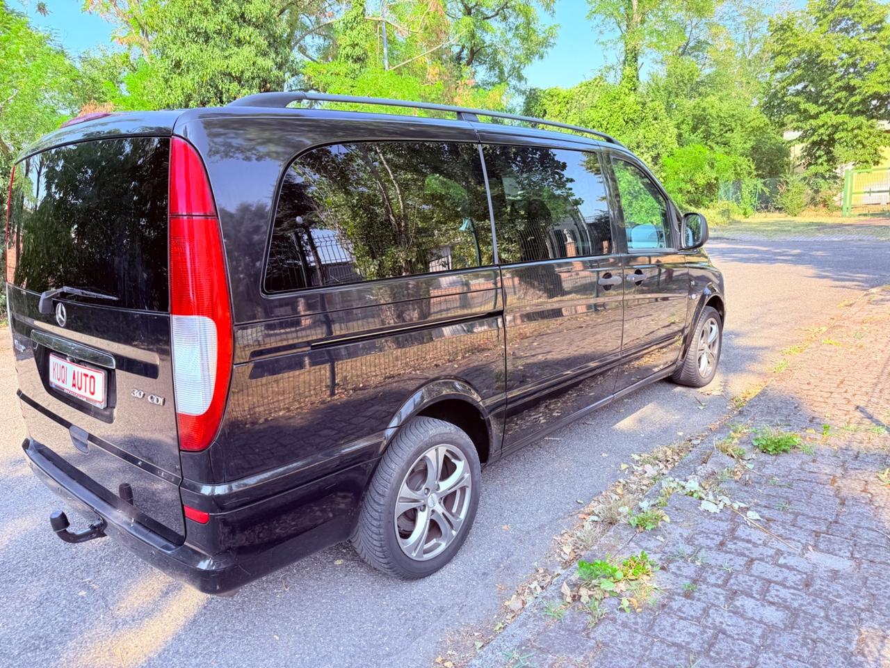Mercedes-benz Vito 3.0 CDI - 9 POSTI OK PERMUTE !!!