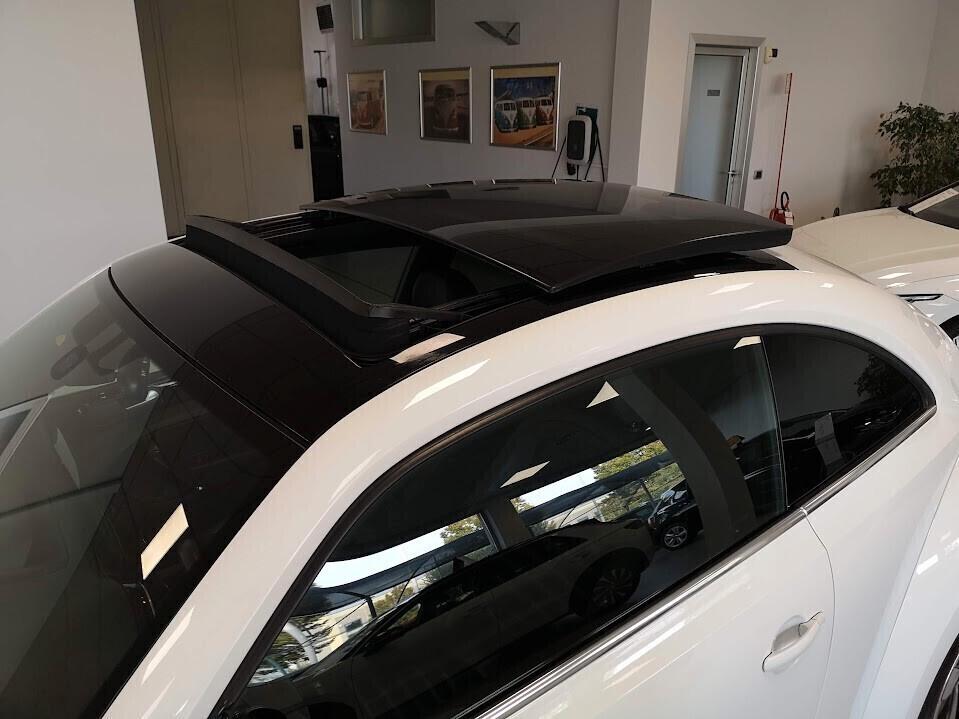 Volkswagen Maggiolino 2.0 TDI DSG Sport TETTO PELLE XENO