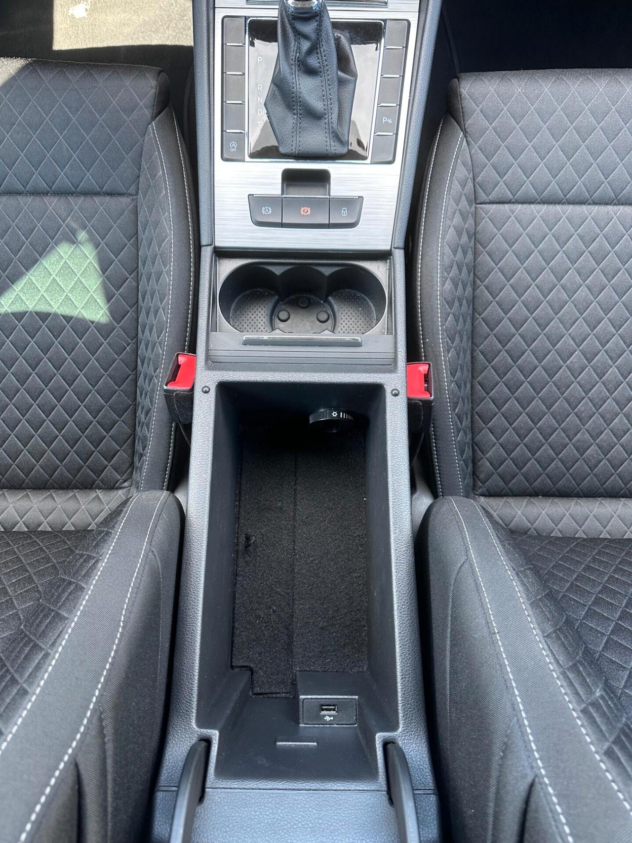 SKODA SUPERB 2.0 TDI EVO 150 CV SCR DSG WAGON EXECUTIVE