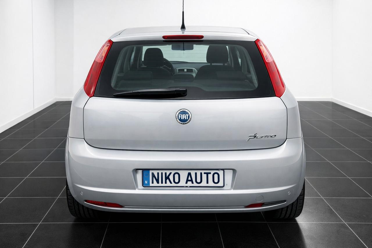 Fiat Grande Punto 1.3 MJT 90 CV 5P Emotion NAVI TEL NEOPAT €4 CATTENA NUOVA