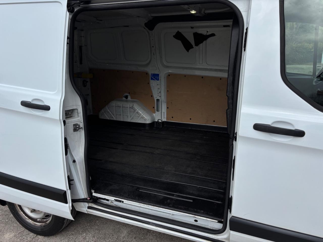 Ford Transit Custom 2.2 TDCI. Garanzia 12 mesi