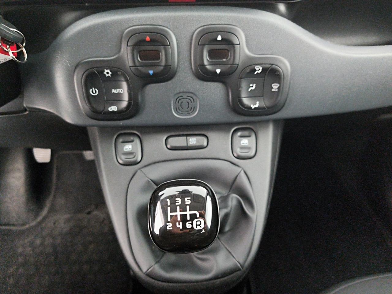 Fiat Panda 1.0 firefly hybrid 70cv 5 Posti