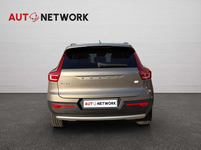 VOLVO XC40 T4 Recharge Plug-in Hybrid Inscription Exp | Tetto