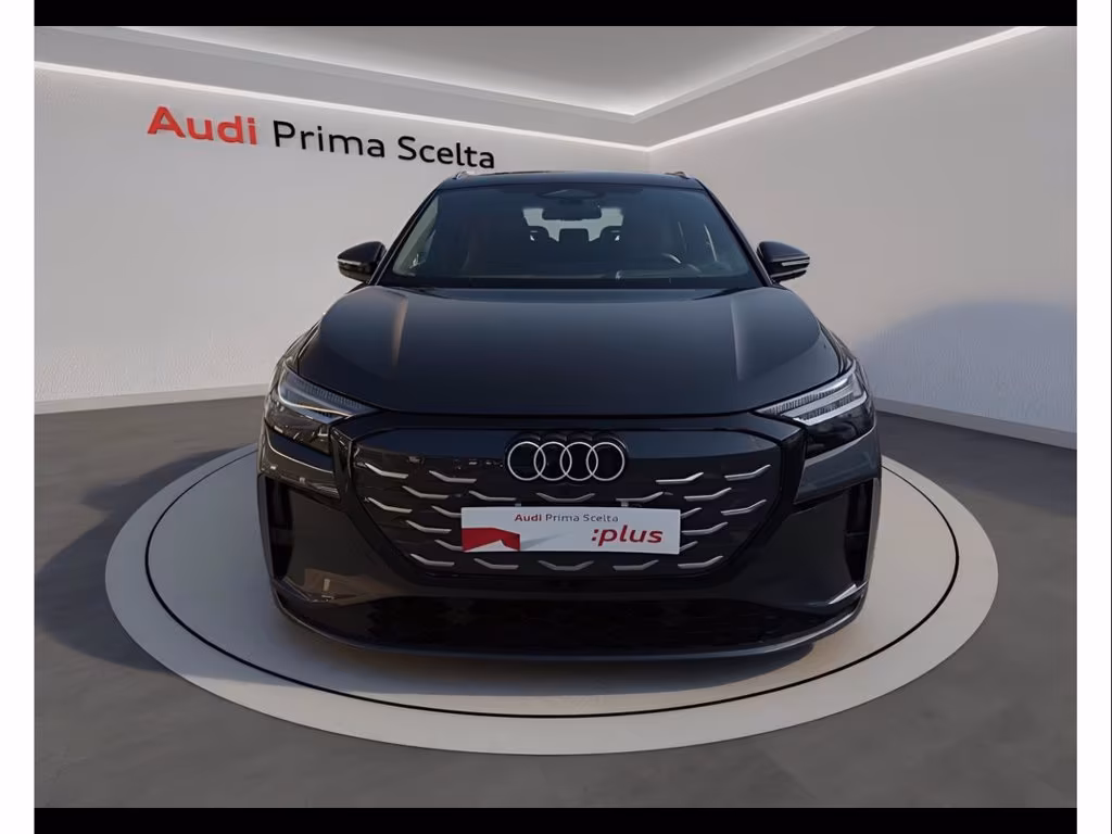 AUDI Q4 e-tron custom edition 204cv del 2026