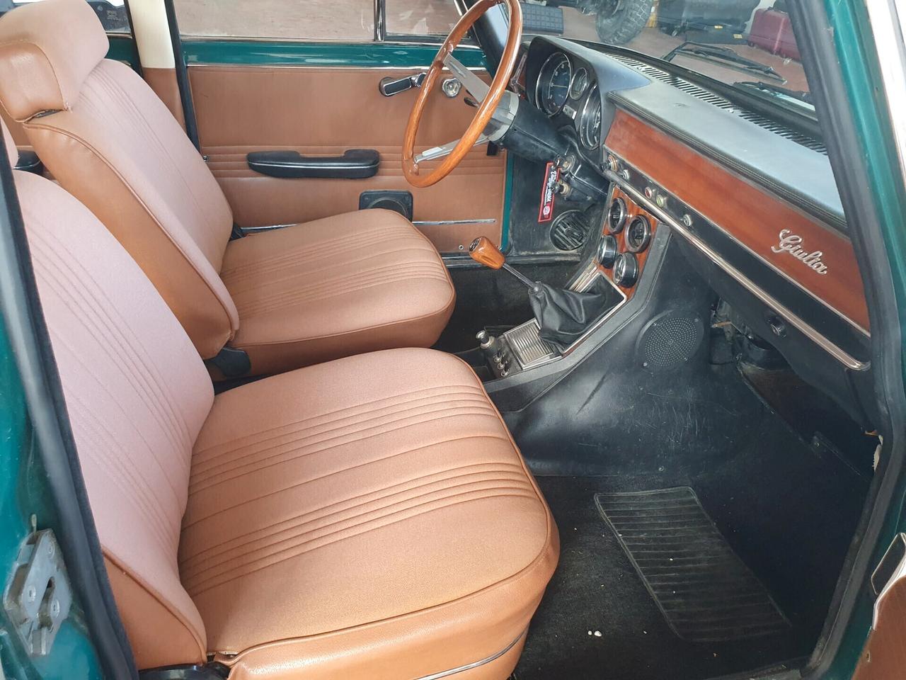 Alfa Romeo Giulia Nuova super 1.3 benzina 1976