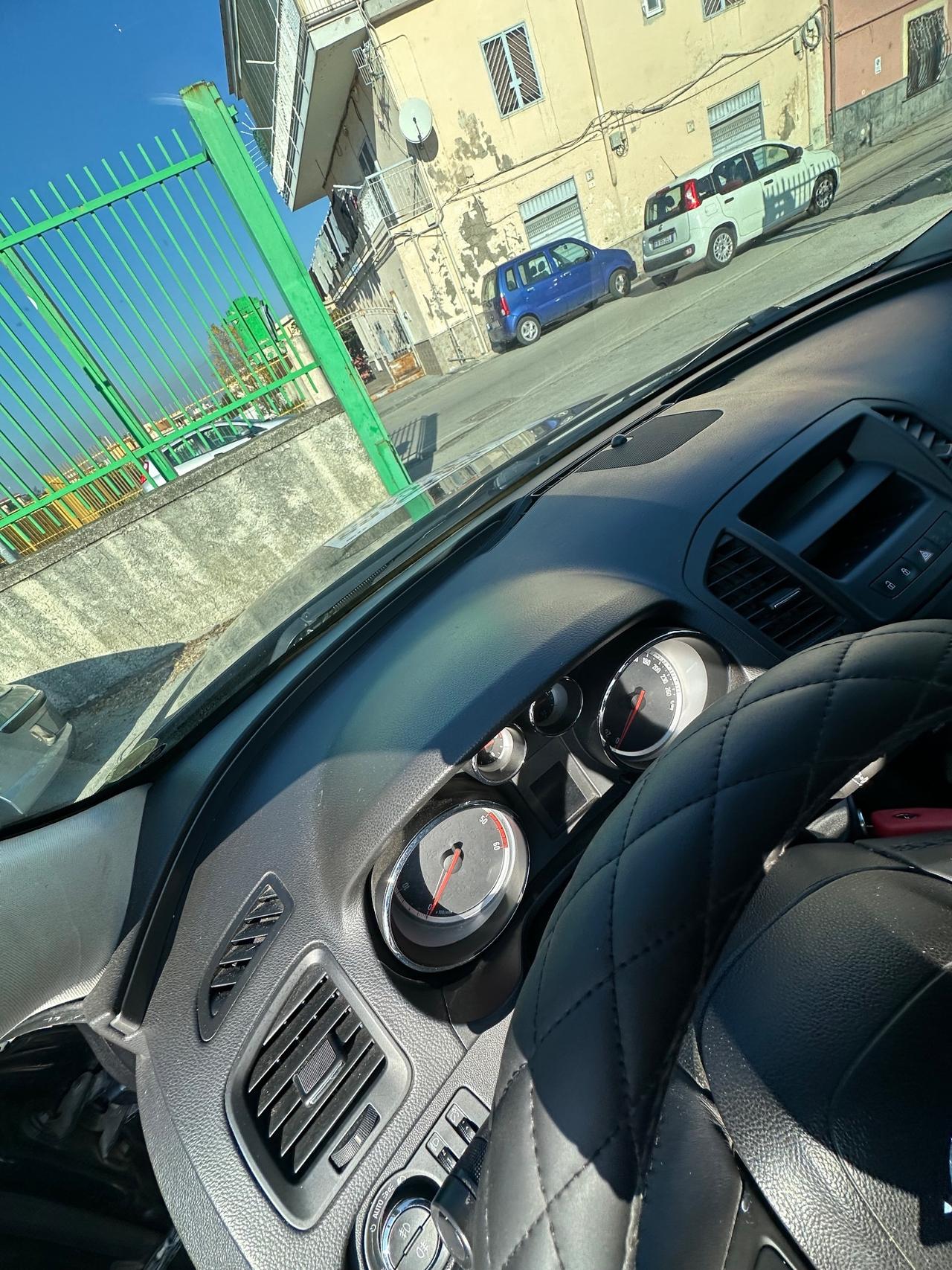 Opel Insignia 2.0 CDTI 4 porte Cosmo