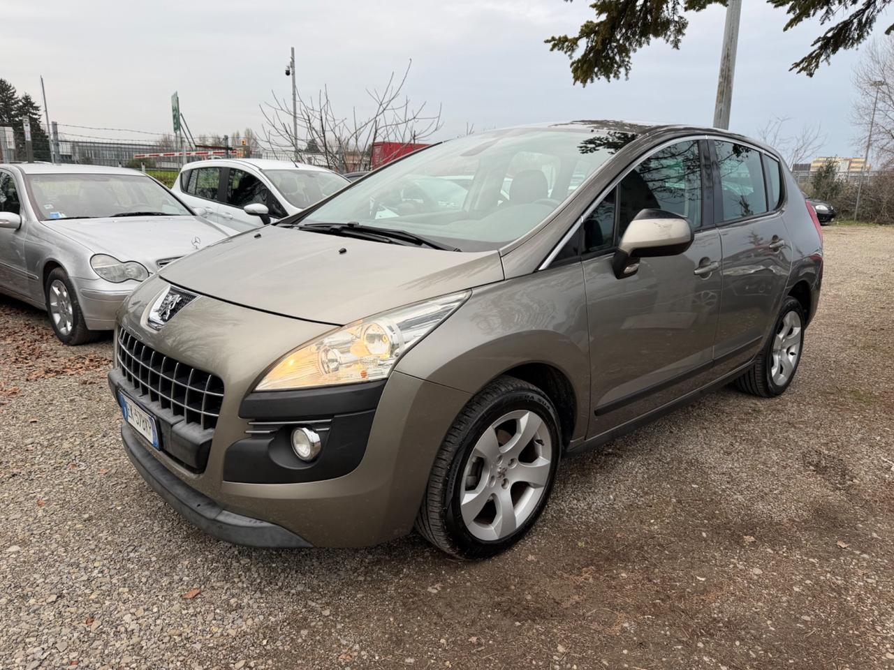Peugeot 3008 1.6 HDi 112CV Business