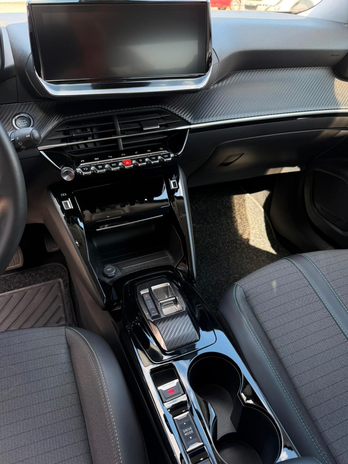 Peugeot 2008 BlueHDi 130 S&S EAT8 Allure