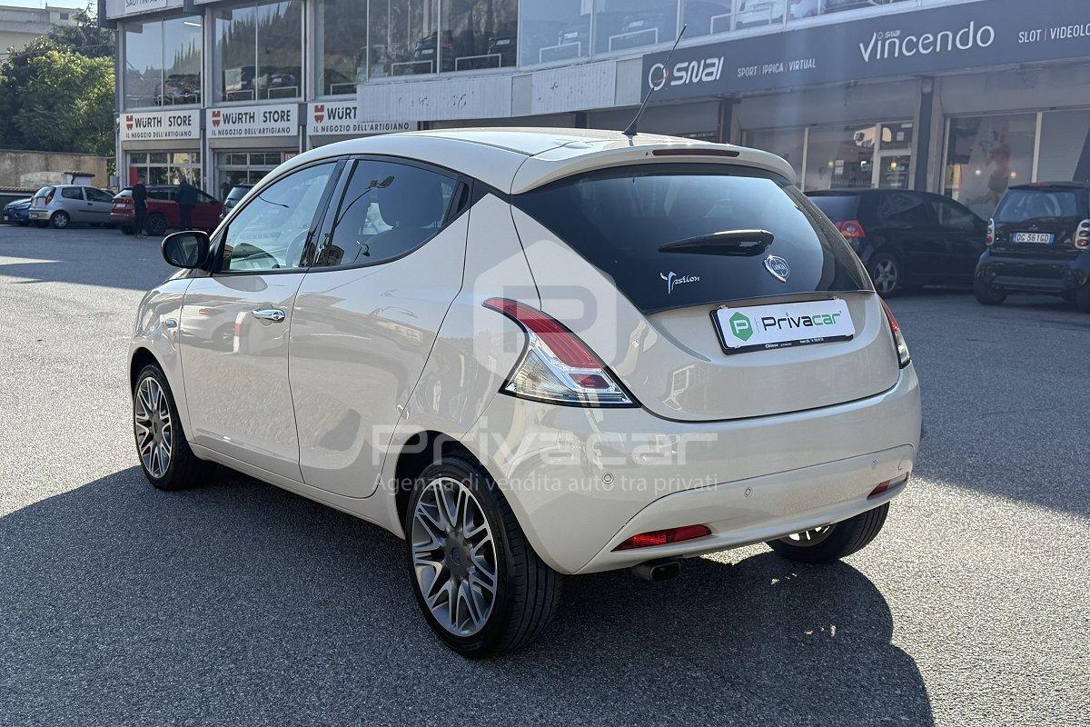 LANCIA Ypsilon 1.2 69 CV 5 porte Gold