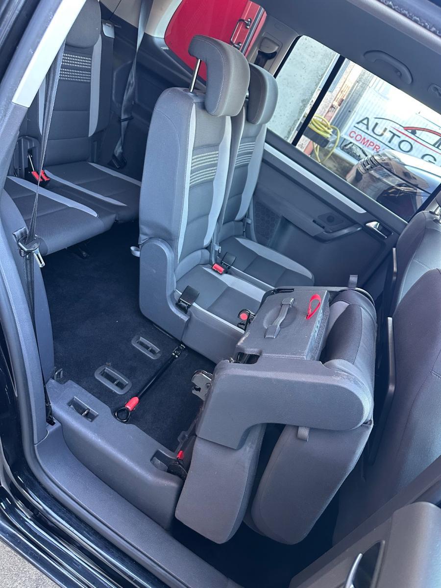 VOLKSWAGEN - Touran - 1.6 TDI DPF 7P.Comfort. BlueM. Tech.