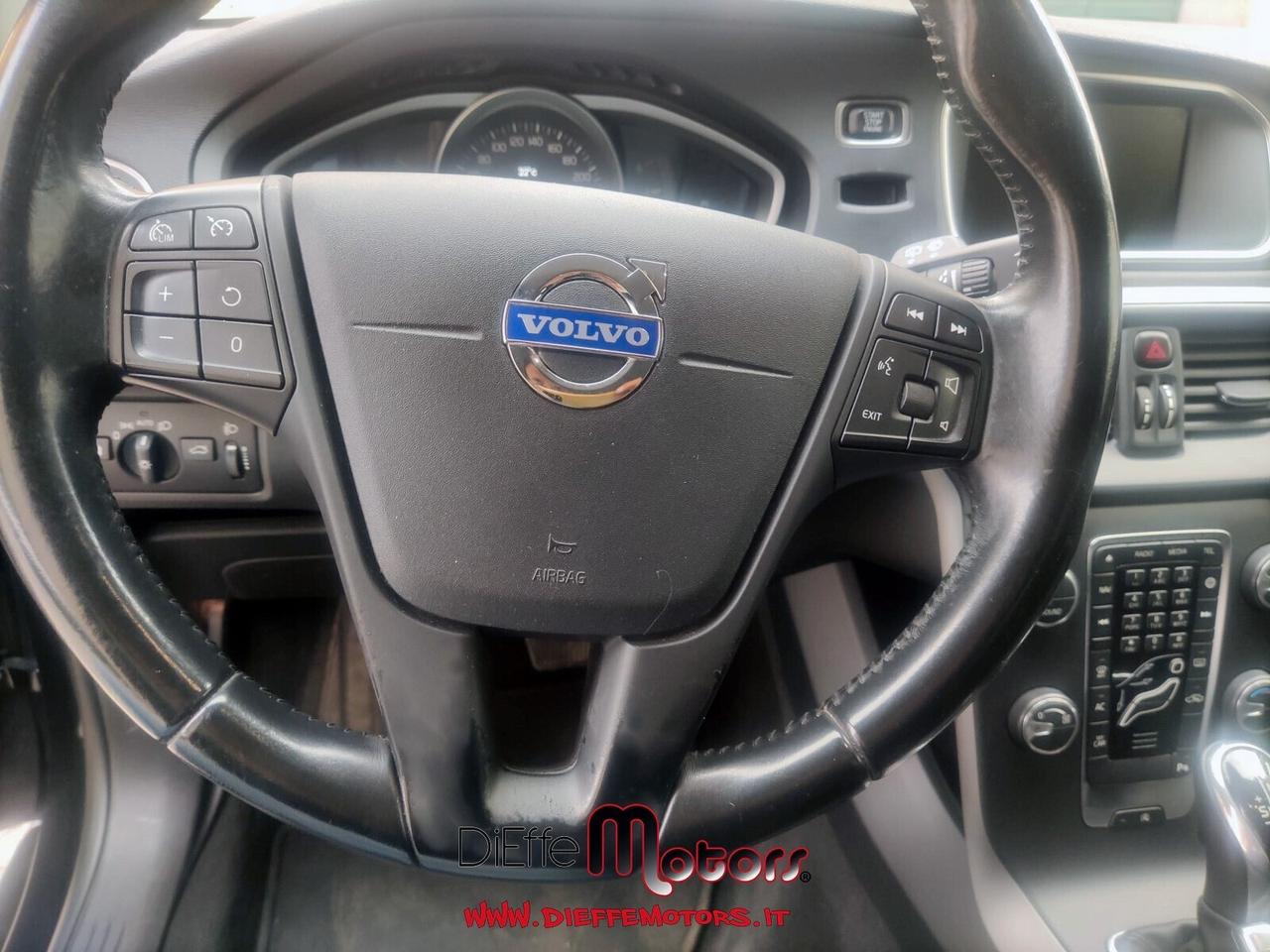 Volvo V40 D2 1.6 Powershift Kinetic