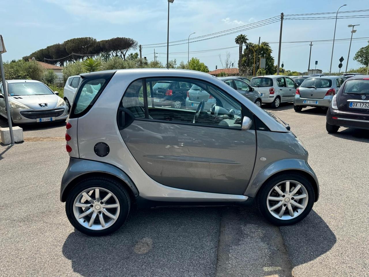 Smart ForTwo 800 CDI PER NEOPATENTATI 2006