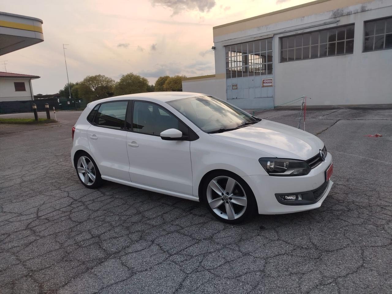 Vw Polo 1.4 5 porte H.line (Accetto Permute)