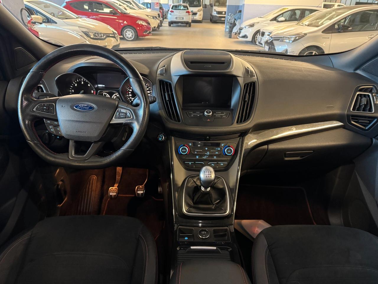 Ford Kuga 1.5 TDCI 120 CV S&S 2WD ST-Line