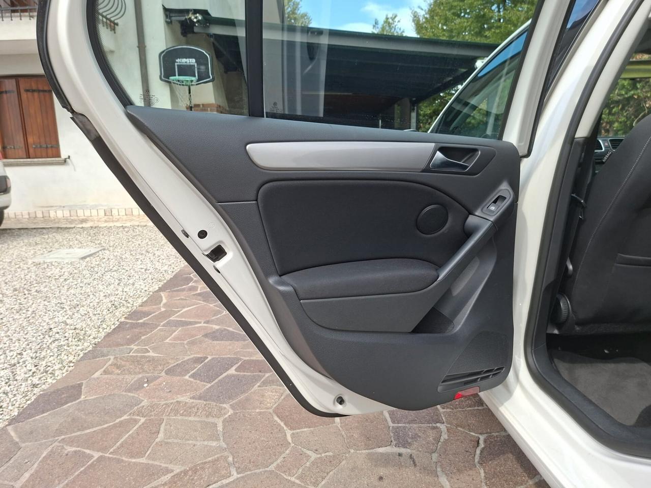 Volkswagen Golf 2010