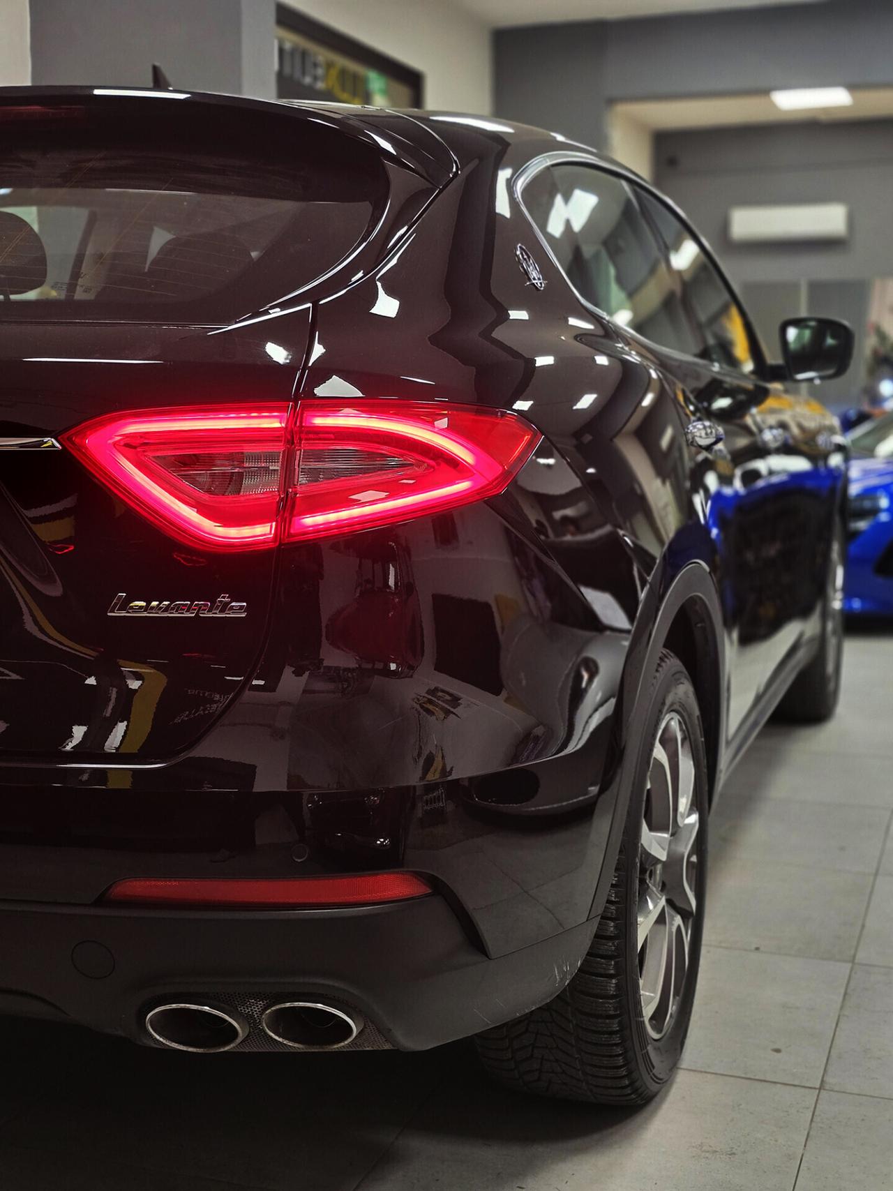 Maserati Levante V6 Diesel 275 CV AWD FULL BLACK CERTIFICATA MASERATI!!! GARANZIA 12 MESI!!!