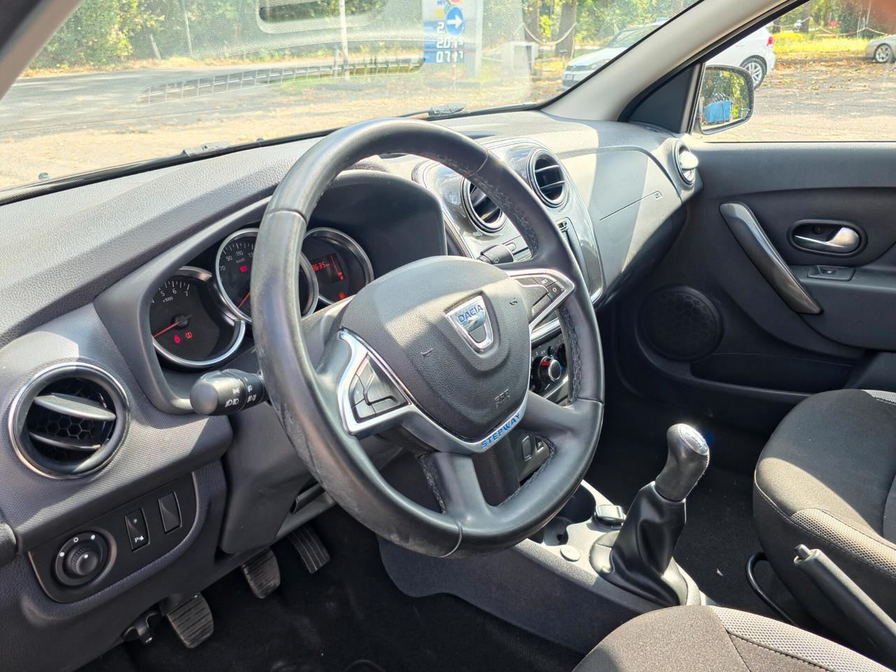 Dacia Sandero Stepway 1.0 GLP TCe 100CV ECO-G 15th Anniversary E6 Manuale NEO 2020