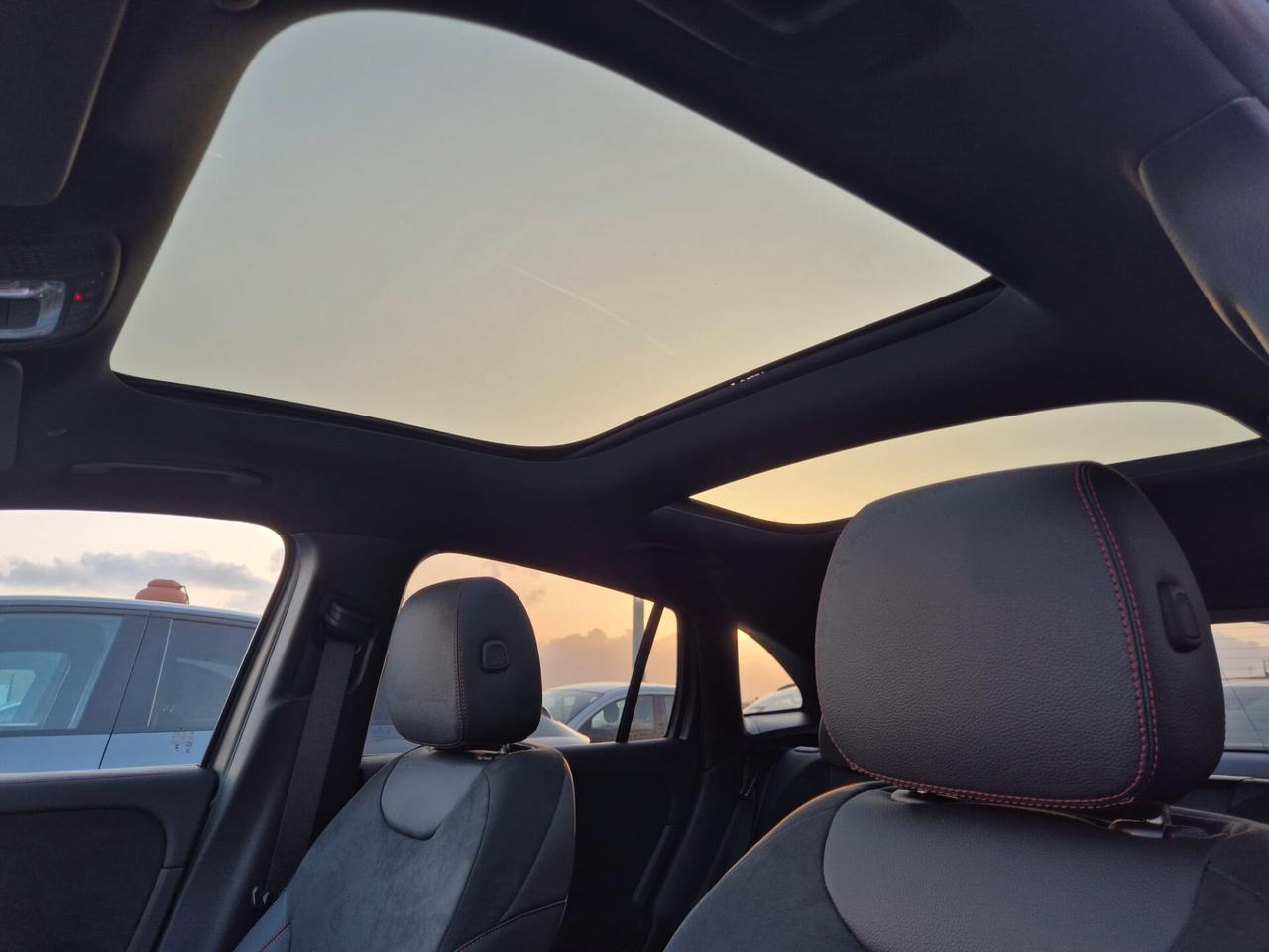 Mercedes-benz GLA 200 d AMG Premium Night edition Tetto apribile