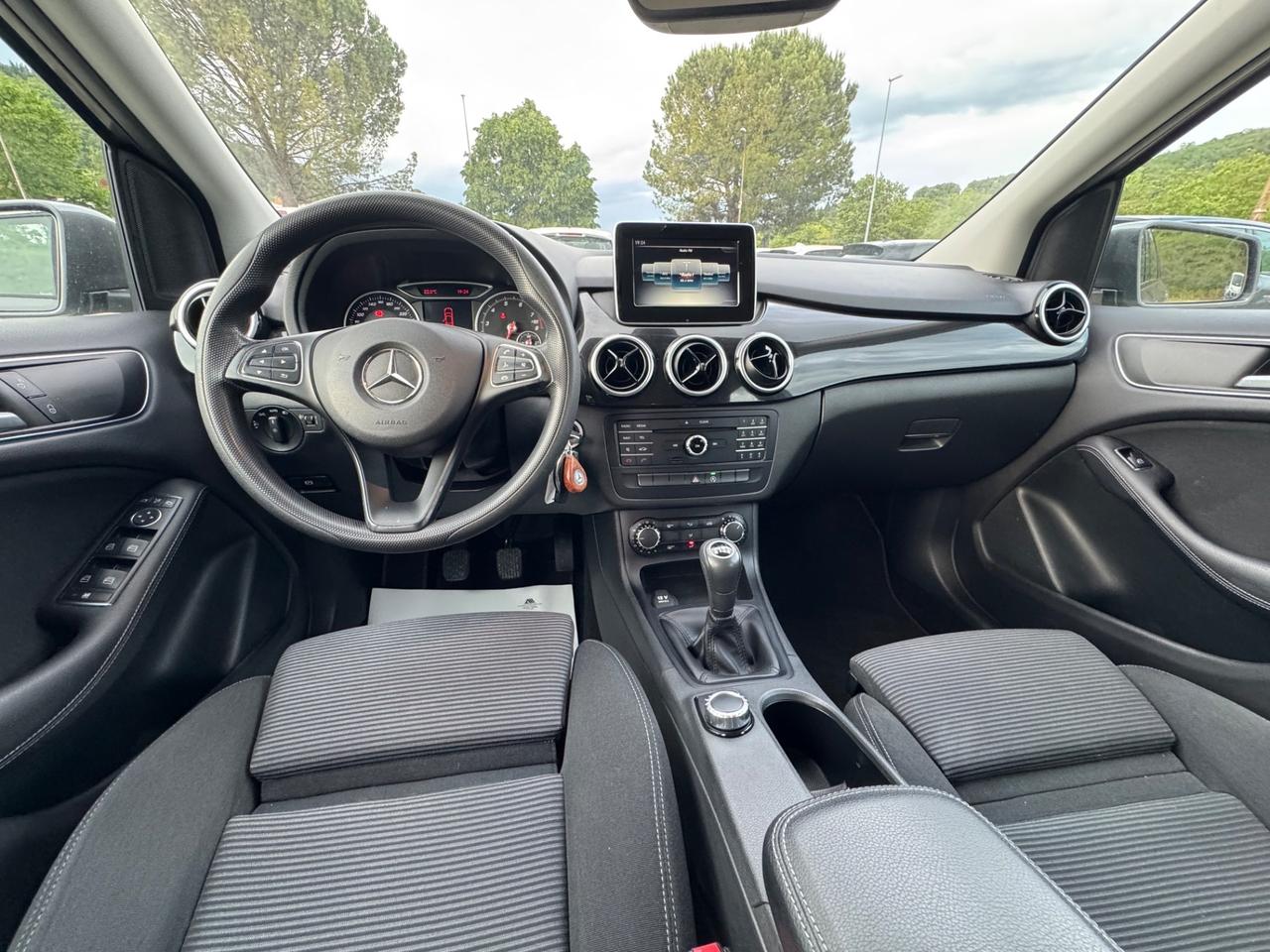 Mercedes-benz B 200 c Executive