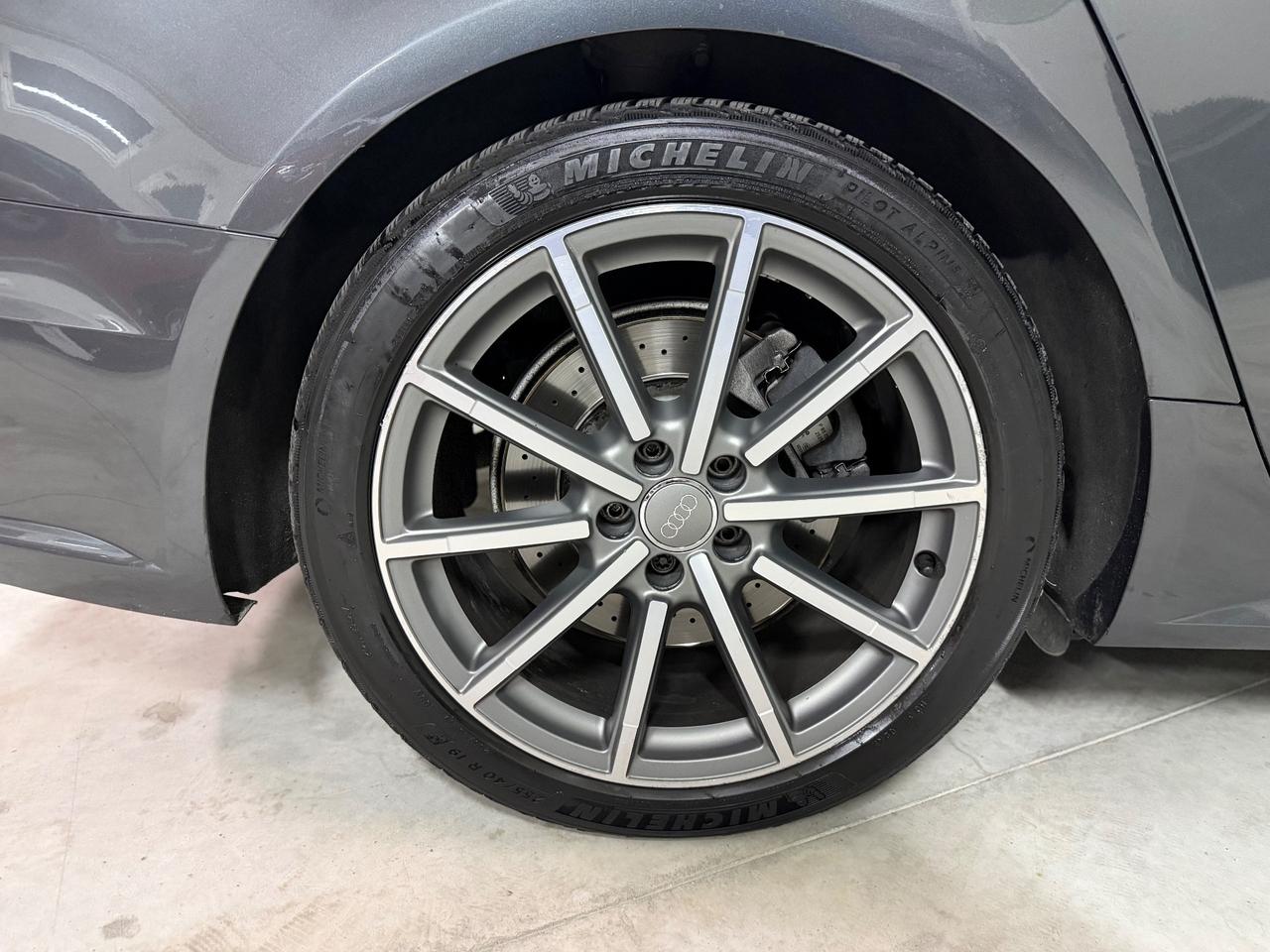 Audi A6 Avant 3.0 TDI quattro S-Line ++