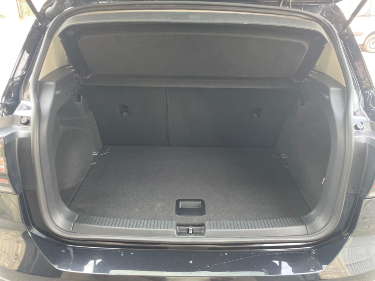 Volkswagen T-Cross 1.0 TSI 110 CV DSG Advanced