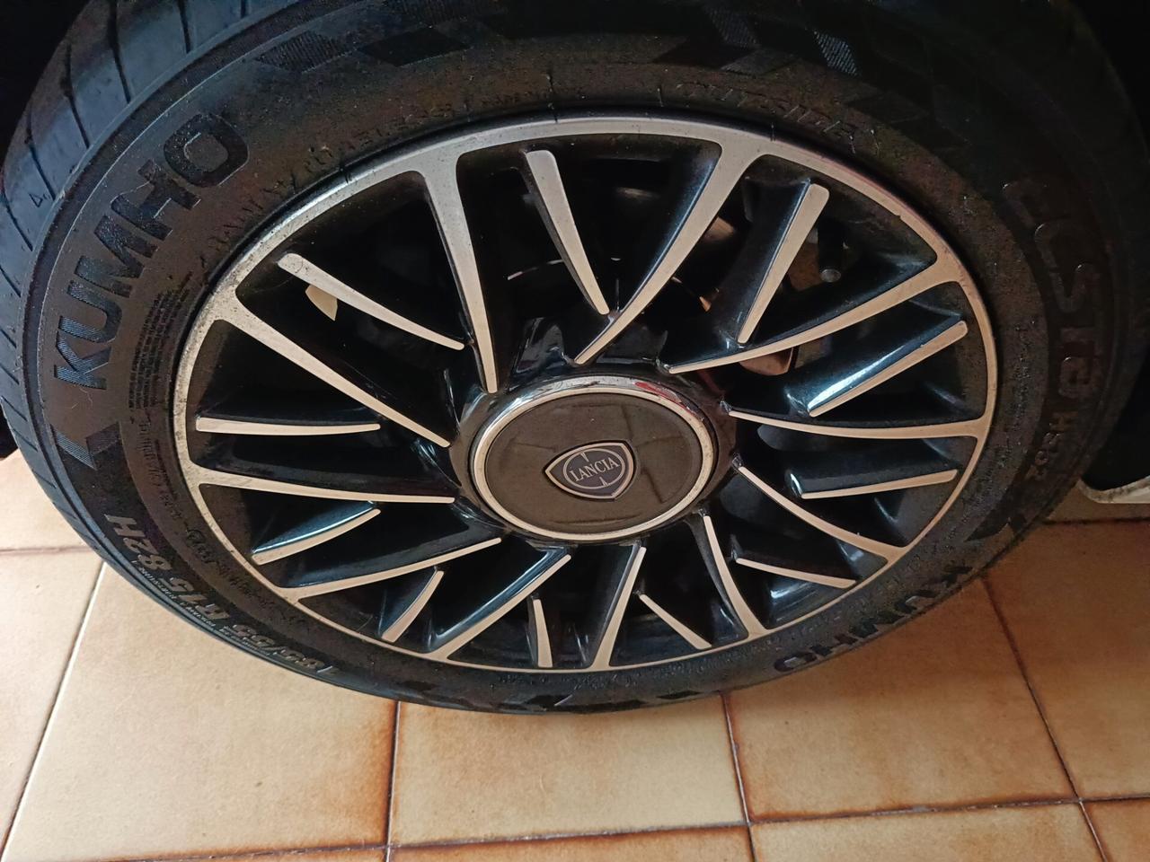 Lancia Ypsilon 1.2 69 CV 5 porte GPL Ecochic Mya