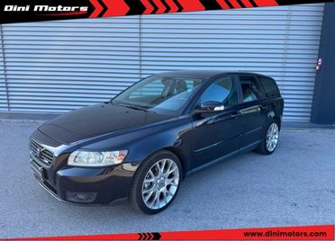 VOLVO V50 2.0 D cat R-Design OK NEOPATENTATI