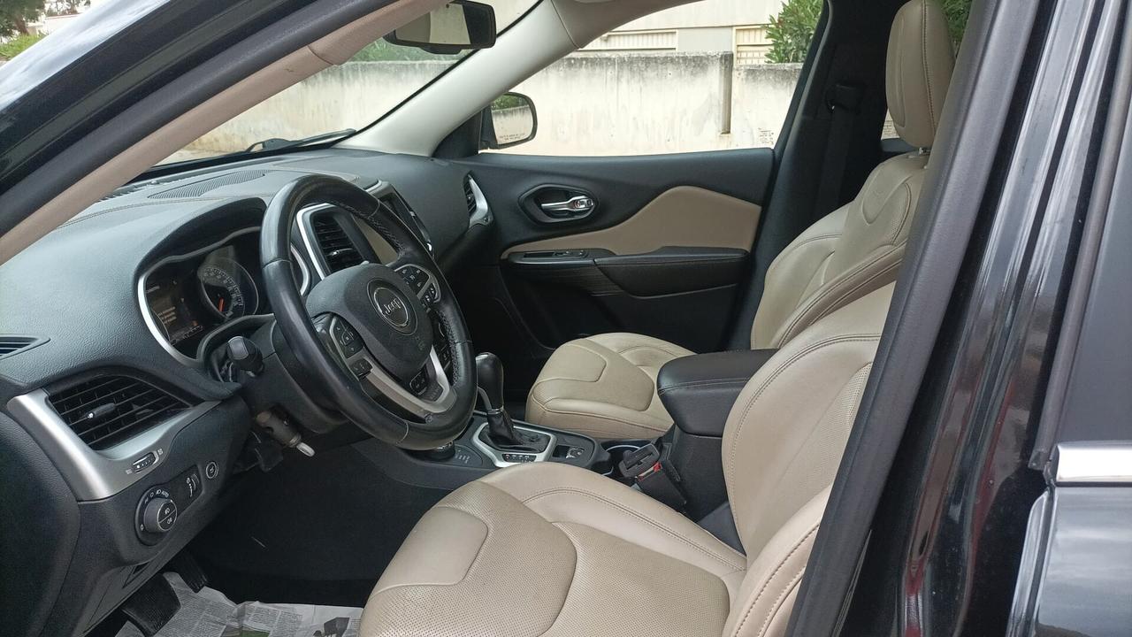 Jeep Cherokee LImited 2.2 4x4 Diesel