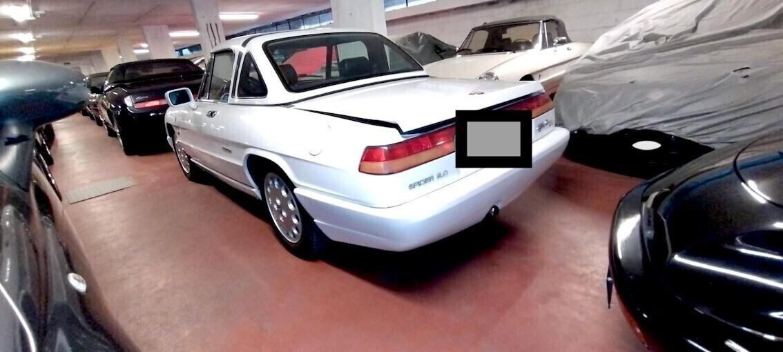 Alfa Romeo Spider 2.0i